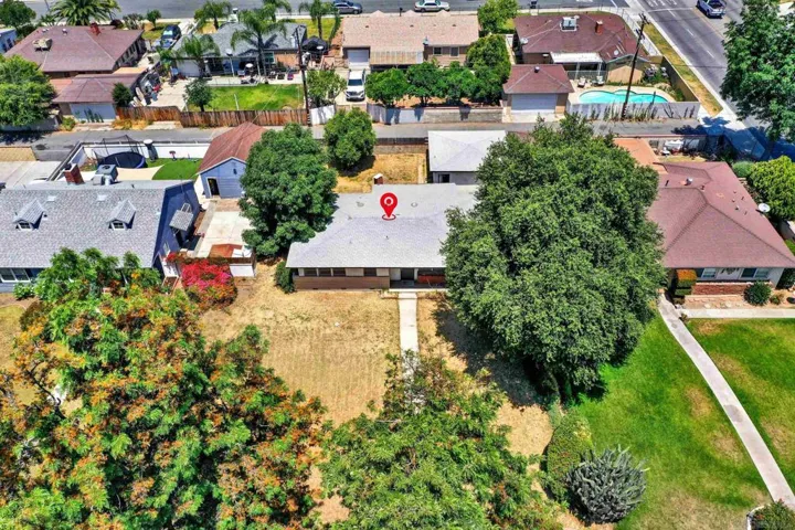 7515 Magnolia Ave, Riverside, California 92504