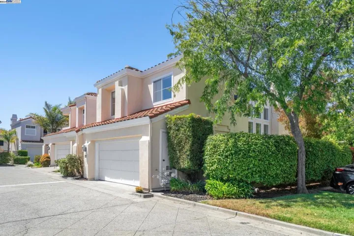 204 Galway Bay, Alameda, California 94502