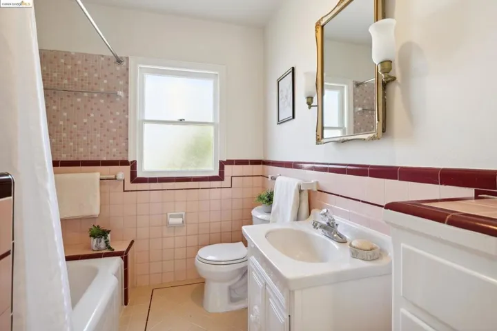 4001 Fruitvale Ave, Oakland, California 94602