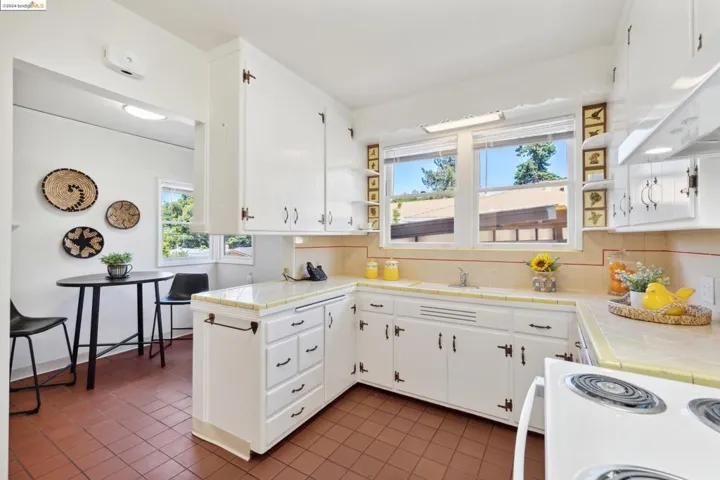 4001 Fruitvale Ave, Oakland, California 94602