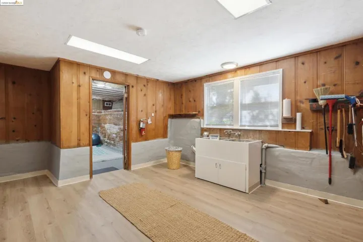 4001 Fruitvale Ave, Oakland, California 94602