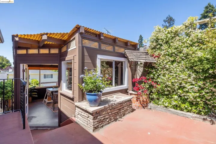 4001 Fruitvale Ave, Oakland, California 94602