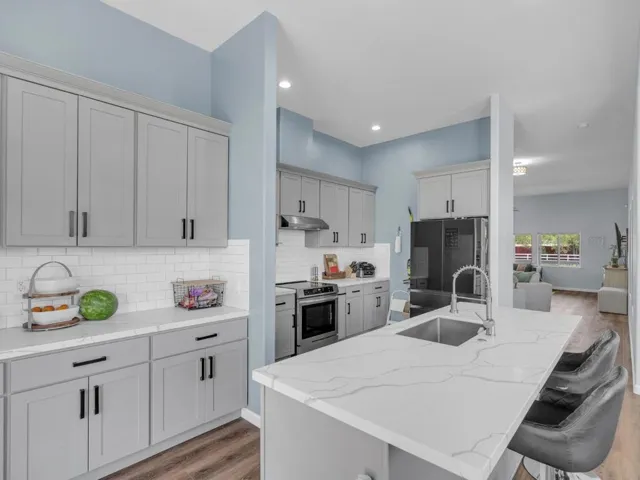 200 Prater Way, Hollister, California 95023