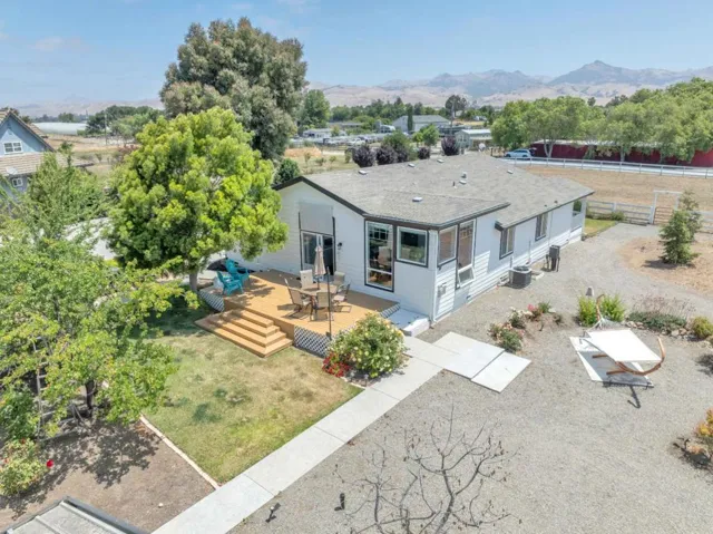 200 Prater Way, Hollister, California 95023