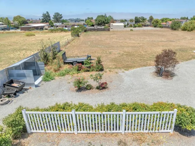 200 Prater Way, Hollister, California 95023