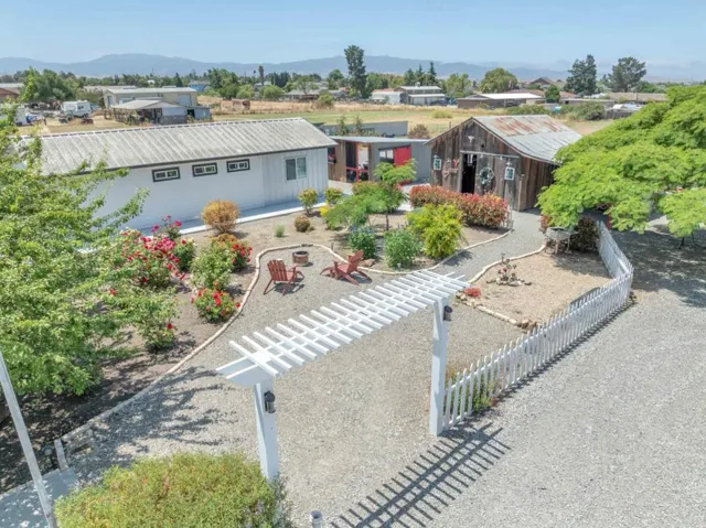 200 Prater Way, Hollister, California 95023
