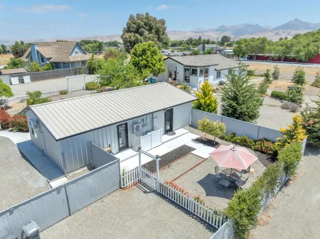200 Prater Way, Hollister, California 95023
