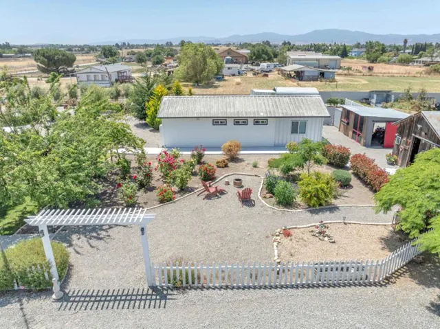 200 Prater Way, Hollister, California 95023