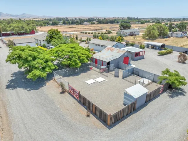 200 Prater Way, Hollister, California 95023