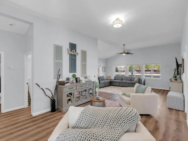 200 Prater Way, Hollister, California 95023