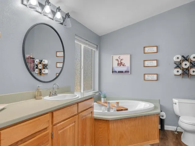 200 Prater Way, Hollister, California 95023