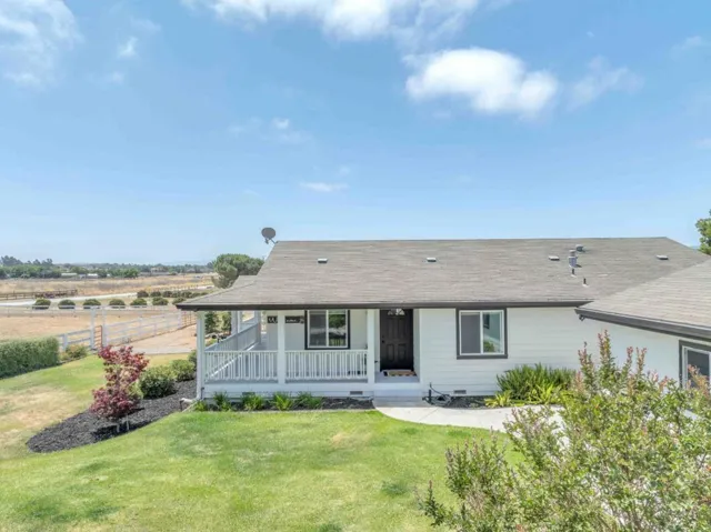 200 Prater Way, Hollister, California 95023