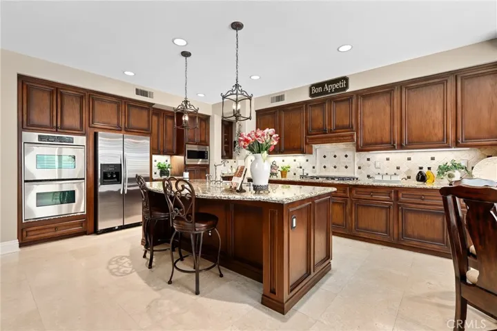 1049 S Summer Breeze Lane, Anaheim Hills, California 92808