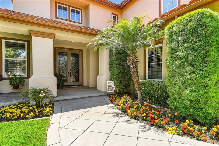 1049 S Summer Breeze Lane, Anaheim Hills, California 92808