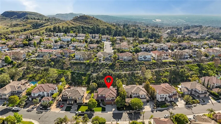 1049 S Summer Breeze Lane, Anaheim Hills, California 92808