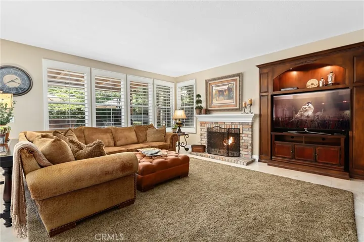 1049 S Summer Breeze Lane, Anaheim Hills, California 92808