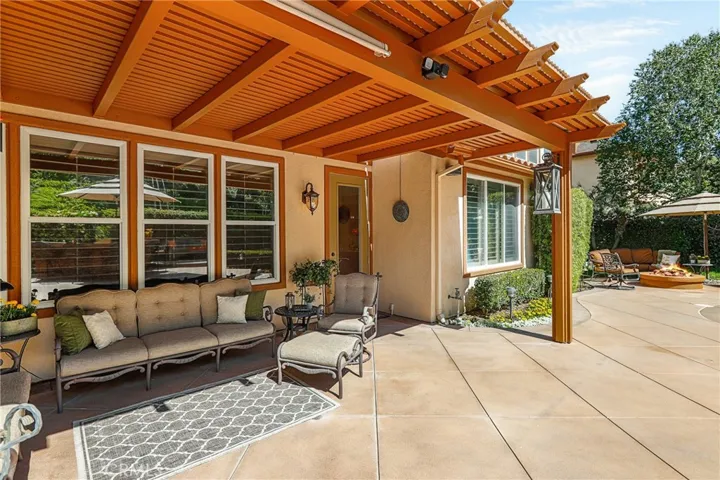 1049 S Summer Breeze Lane, Anaheim Hills, California 92808
