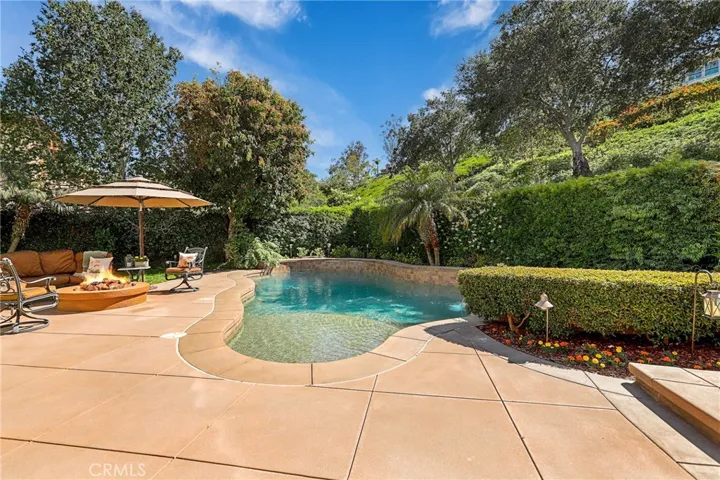 1049 S Summer Breeze Lane, Anaheim Hills, California 92808