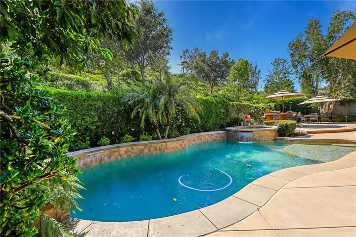 1049 S Summer Breeze Lane, Anaheim Hills, California 92808