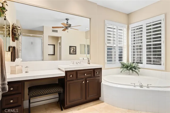 1049 S Summer Breeze Lane, Anaheim Hills, California 92808