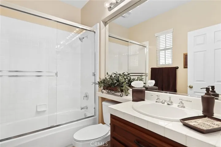 1049 S Summer Breeze Lane, Anaheim Hills, California 92808