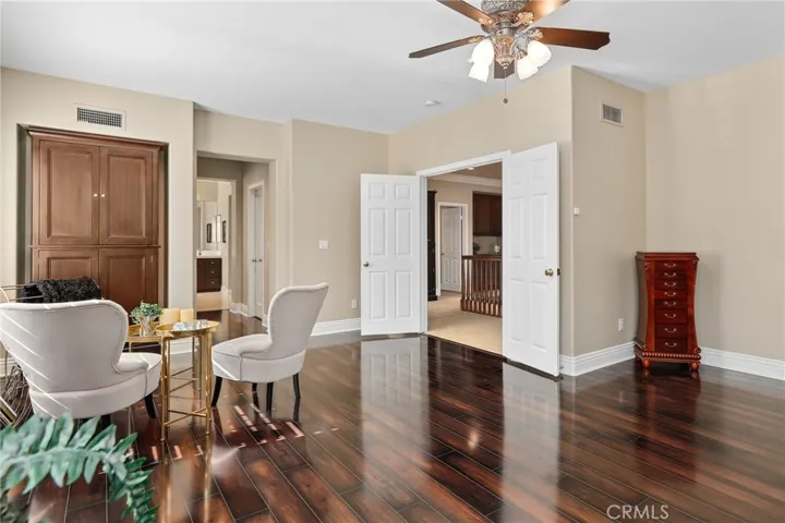 1049 S Summer Breeze Lane, Anaheim Hills, California 92808
