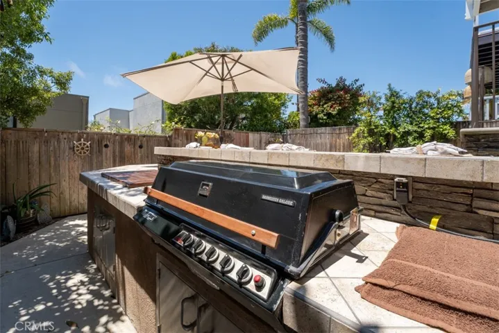 891 Acapulco Street, Laguna Beach, California 92651