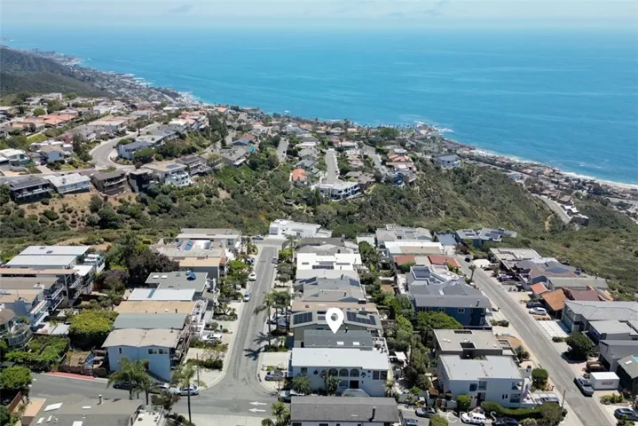 891 Acapulco Street, Laguna Beach, California 92651