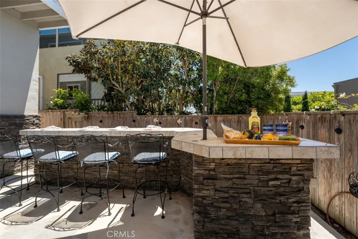 891 Acapulco Street, Laguna Beach, California 92651