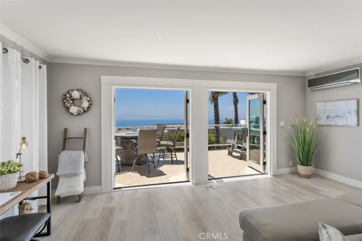 891 Acapulco Street, Laguna Beach, California 92651