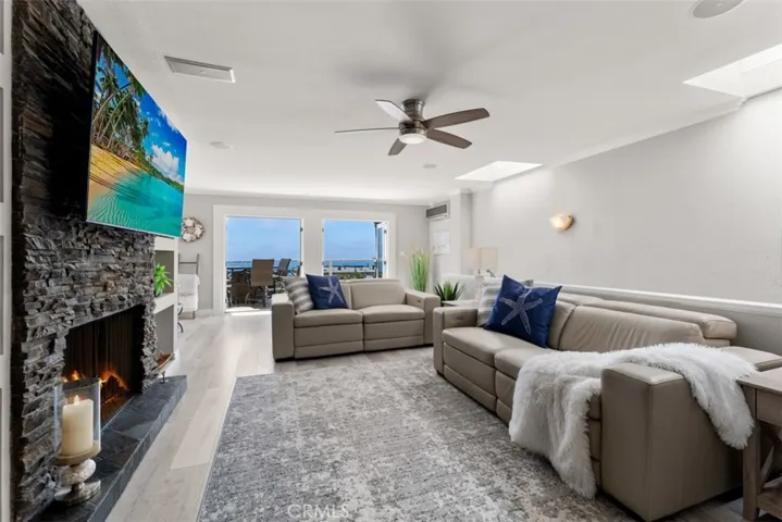 891 Acapulco Street, Laguna Beach, California 92651