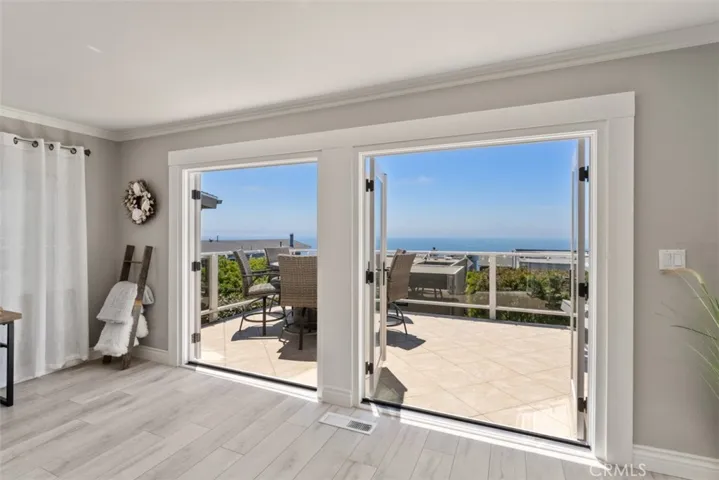 891 Acapulco Street, Laguna Beach, California 92651