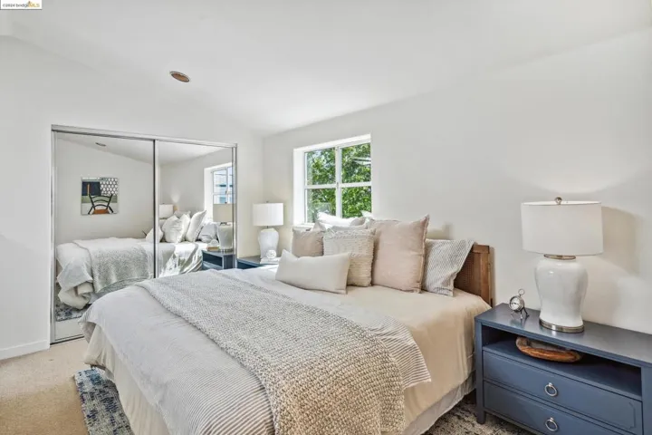 2718 9th St 2, Berkeley, California 94710