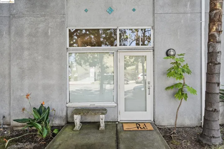 2718 9th St 2, Berkeley, California 94710