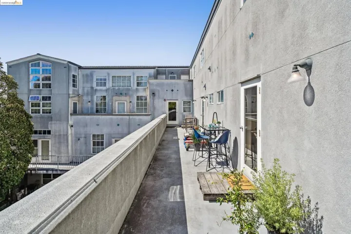 2718 9th St 2, Berkeley, California 94710