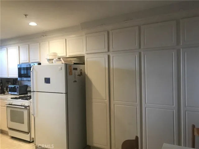 2700 Dunstan Drive, Tustin, California 92782