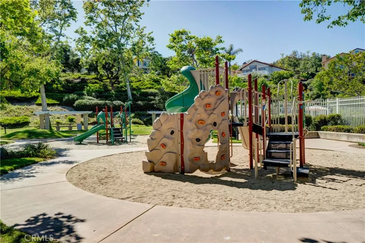 20 San Patricio, Rancho Santa Margarita, California 92688
