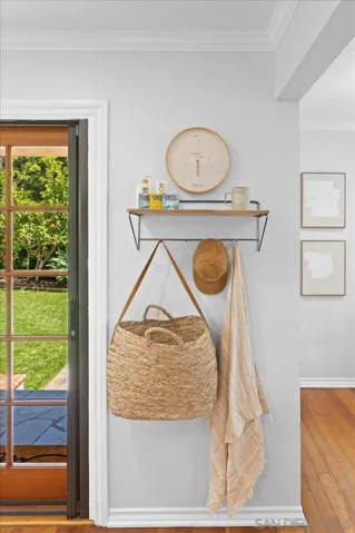 208 E E Glaucus St, Encinitas, California 92024