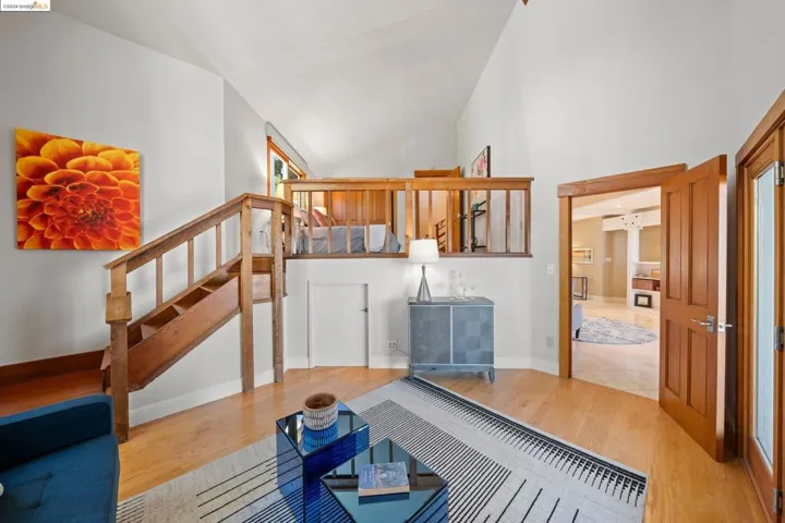 121 Diablo Dr, Oakland, California 94611