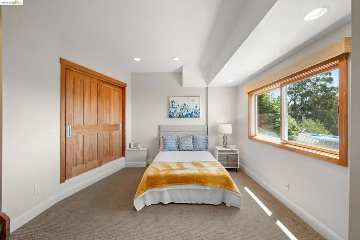 121 Diablo Dr, Oakland, California 94611