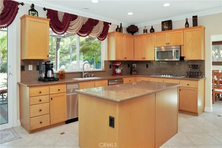 8790 E Garden View Drive, Anaheim Hills, California 92808