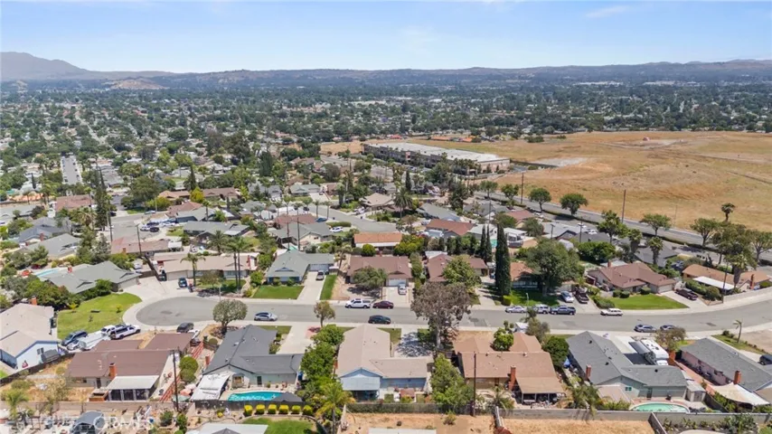 6509 Carissa Avenue, Riverside, California 92504