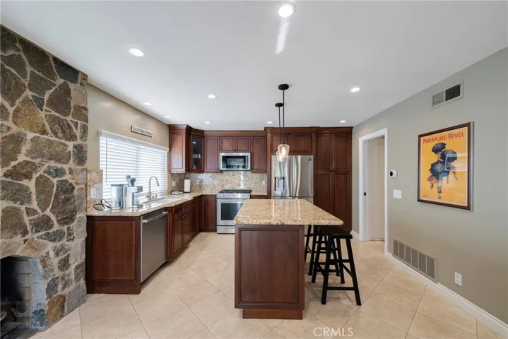 6284 E Northfield Avenue, Anaheim Hills, California 92807