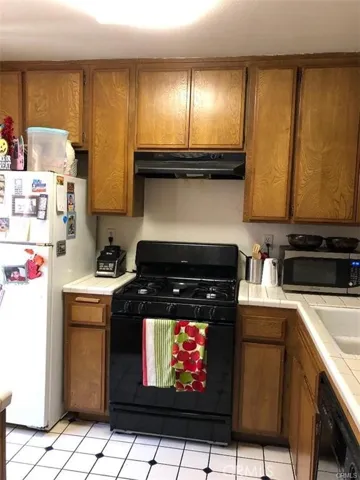 4140 Workman Mill Road 122, Whittier, California 90601