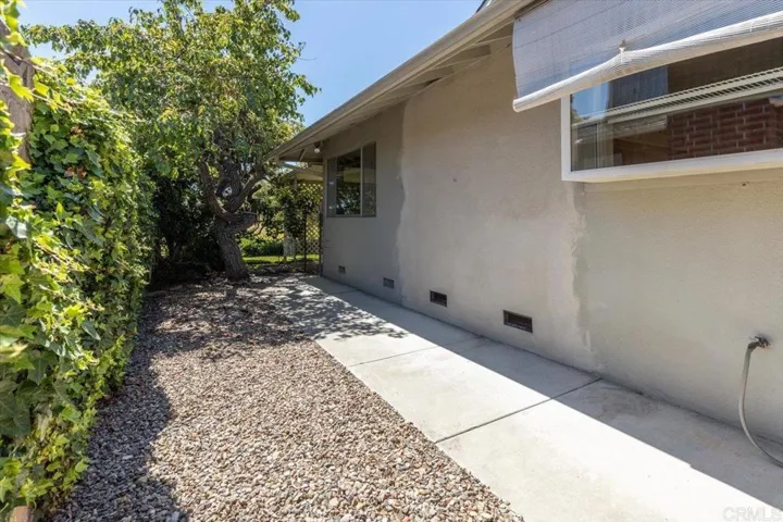 1002 San Pablo Dr, San Marcos, California 92078