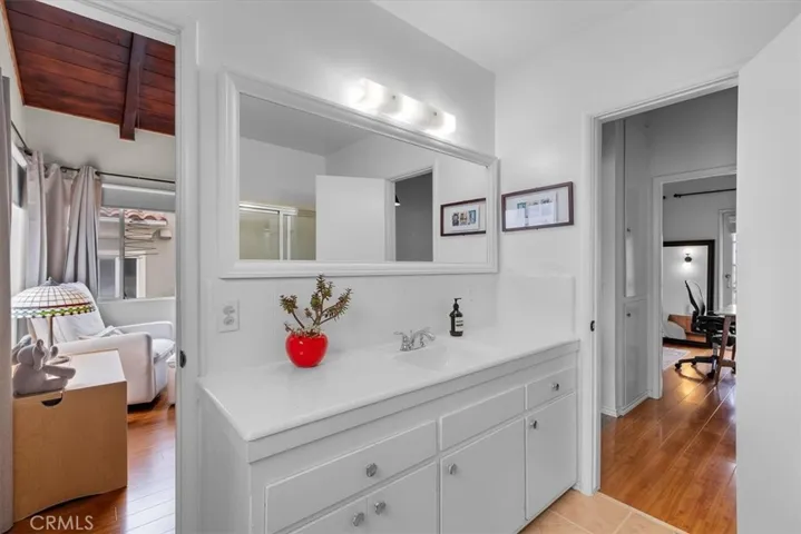1257 10th Street, Hermosa Beach, California 90254