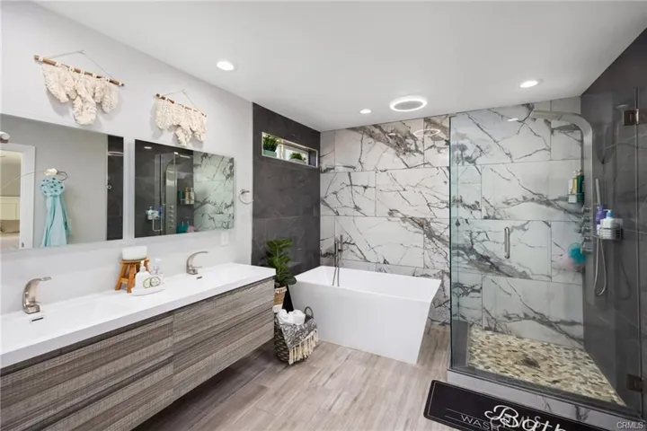 11722 Hemlock Avenue, Hesperia, California 92345