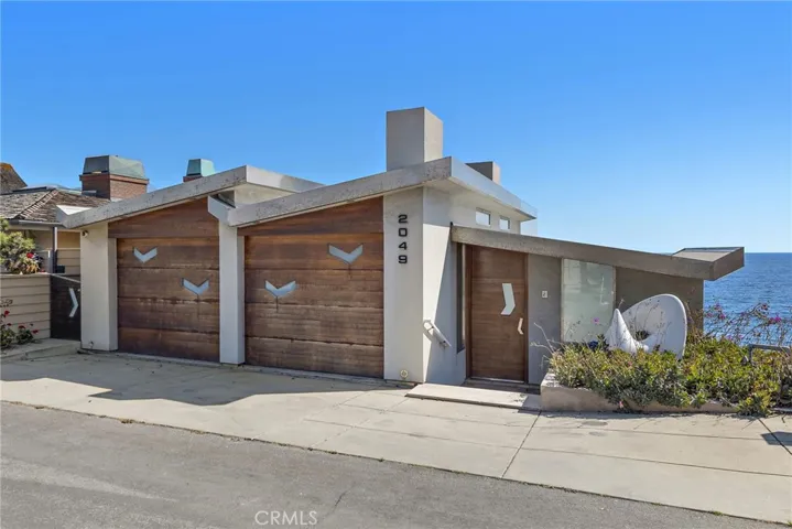 2049 Ocean Way, Laguna Beach, California 92651