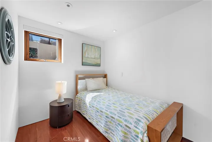 2049 Ocean Way, Laguna Beach, California 92651