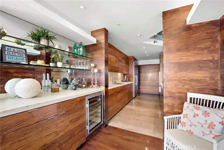 2049 Ocean Way, Laguna Beach, California 92651